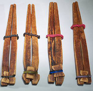 menpa/Wooden Holders